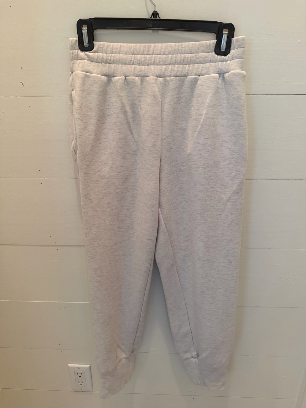 Varley Doublesoft The Slim Cuff Pant 25 in Ivory Mark